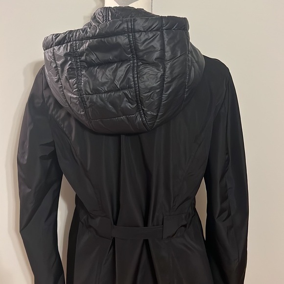 Laundry by Shelli Segal Double Layer Water Resistant Jacket - Picture 7 of 11